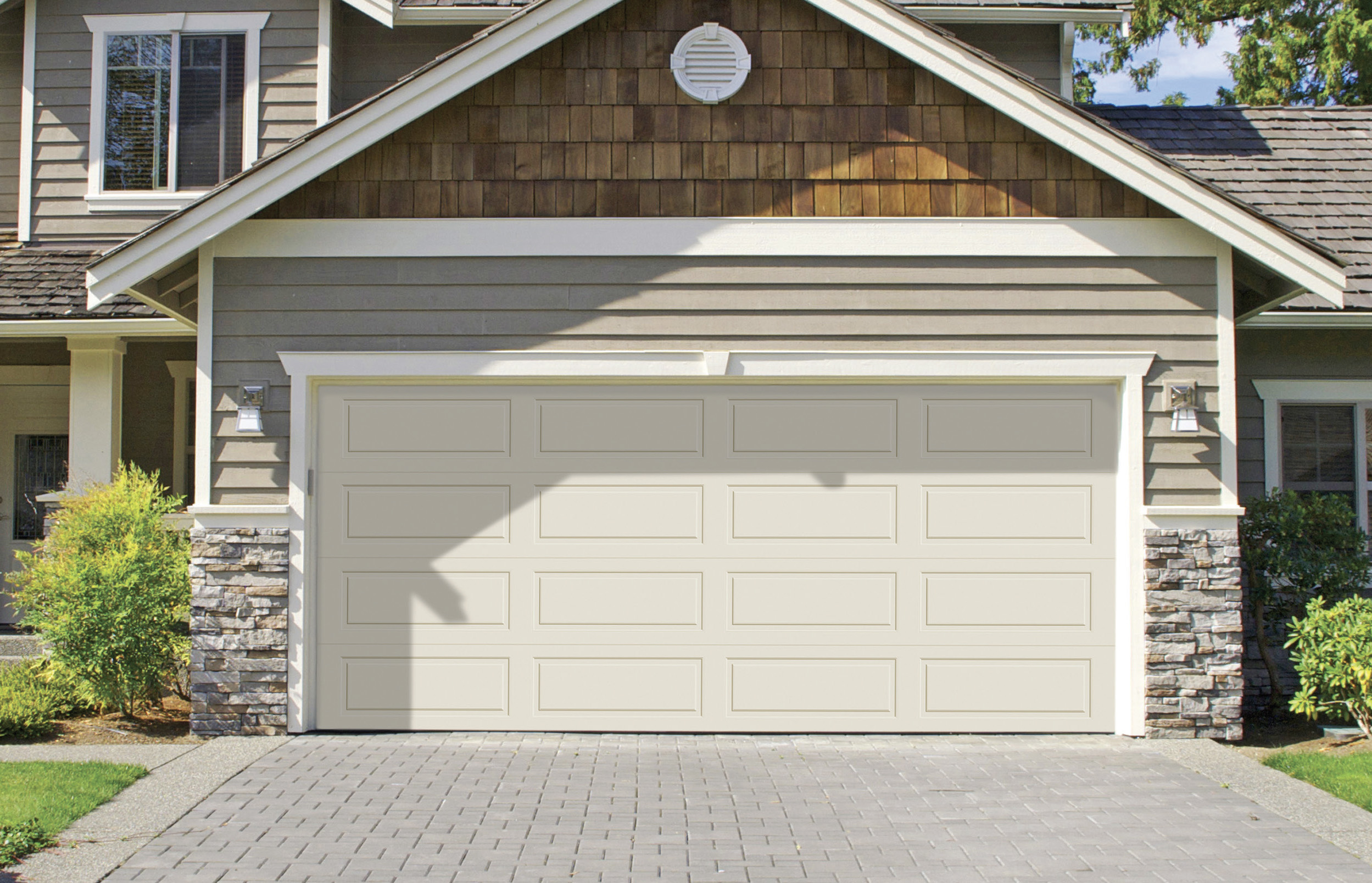 long panel garage door photo